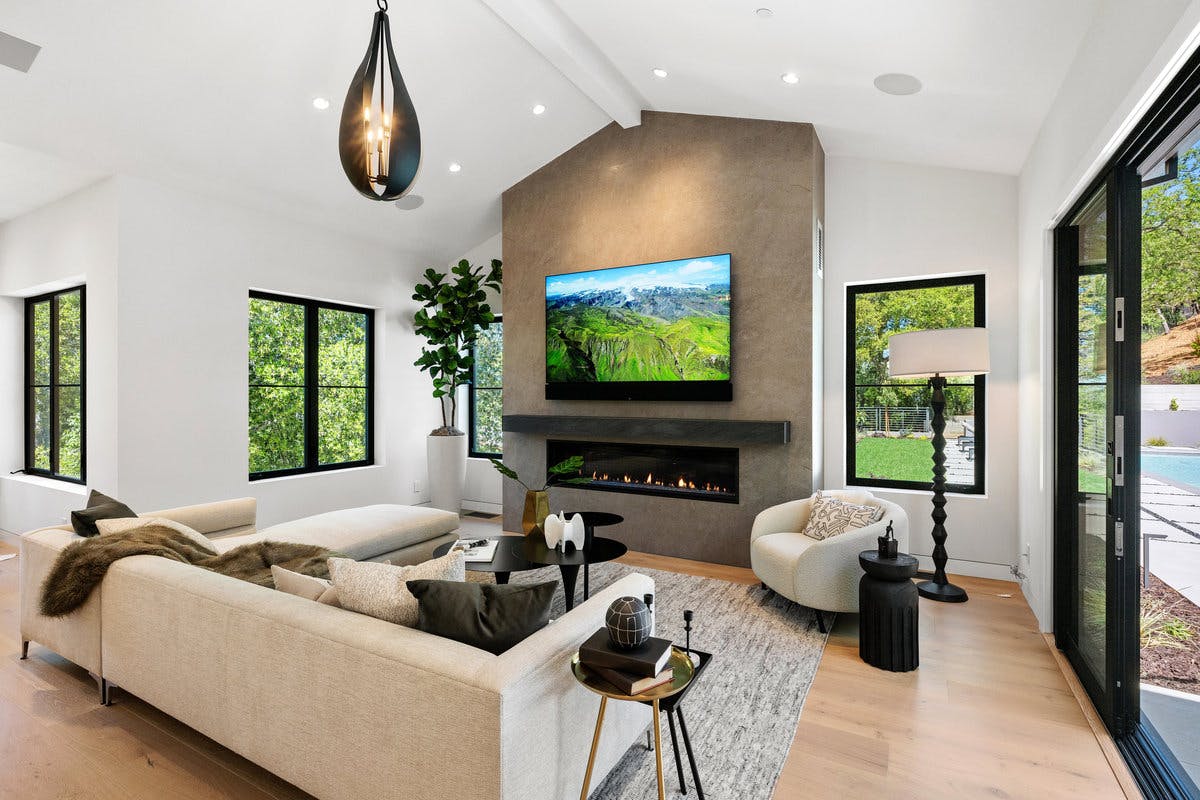 Meridith-Baer-Home-Home-Staging-California-Tallwood-Estate-Estates-Living-Room